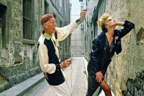 Снимал монархов, подсматривал за Бондом, вывел моделей на улицы и пляжи